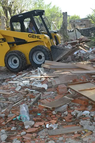 Limpieza de Terreno con Escombros en Rincón de Milberg, Tigre - imagen 11