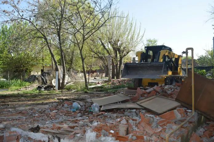 Limpieza de Terreno con Escombros en Rincón de Milberg, Tigre - imagen 14